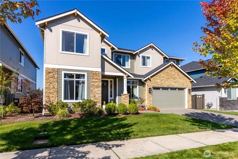 Photo of 33473 Walnut Avenue SE, Black Diamond, WA 98010 (MLS # 2565103)