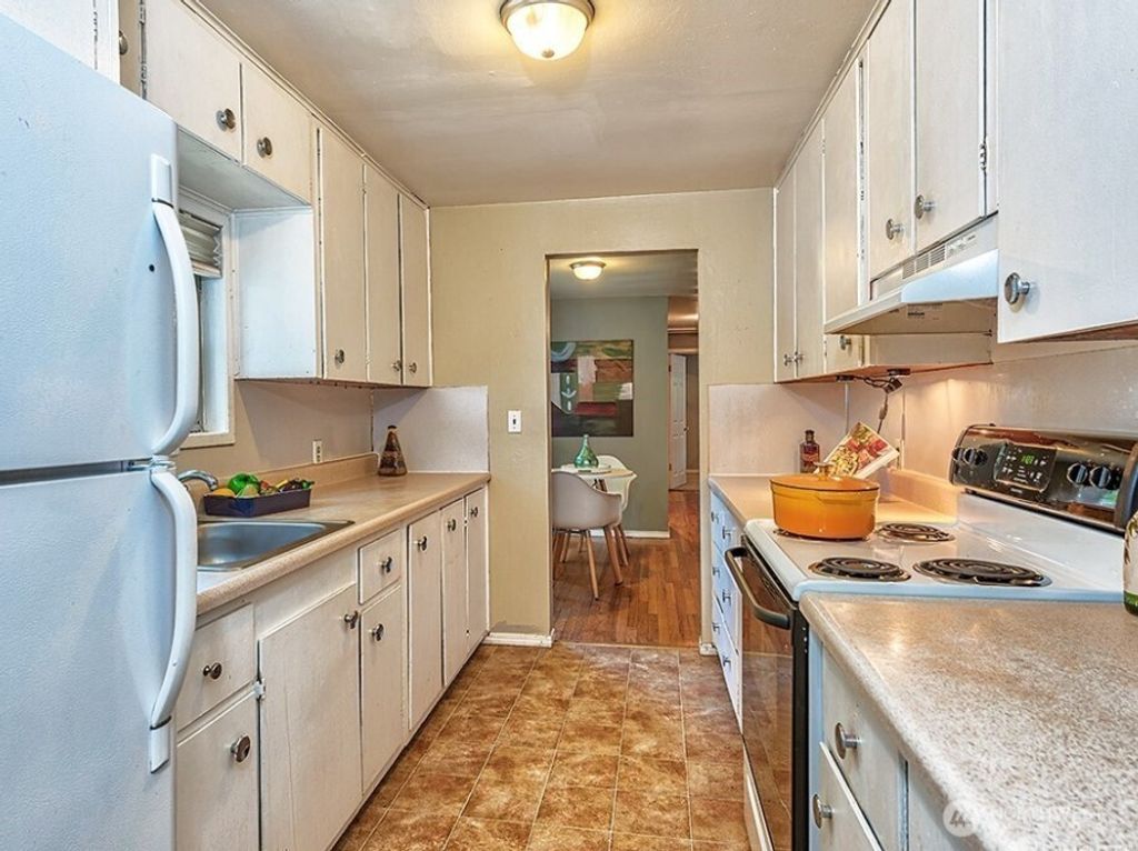 Photo of 22910 Edmonds Way, Edmonds, WA 98020 (MLS # 2500828)