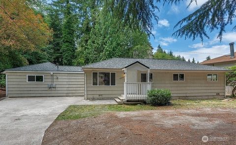 Photo of 22910 Edmonds Way, Edmonds, WA 98020 (MLS # 2500828)