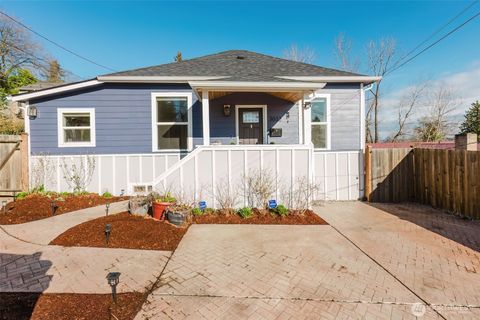 Photo of 3032 S Dawson Street, Seattle, WA 98108 (MLS # 2481180)