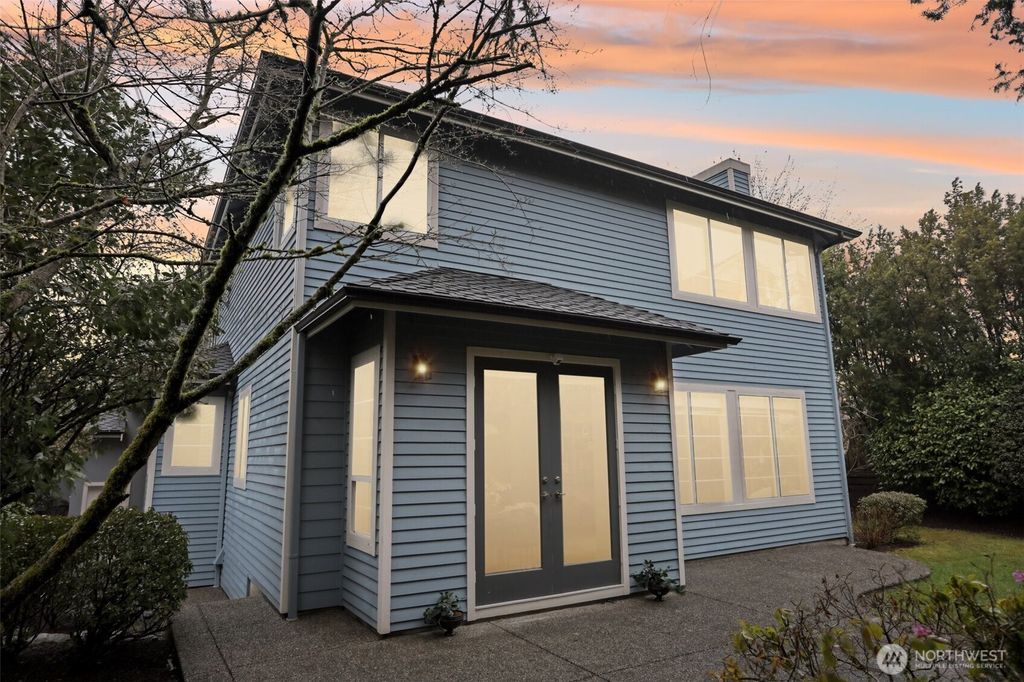 Photo of 6252 167th Avenue SE, Bellevue, WA 98006 (MLS # 2342948)