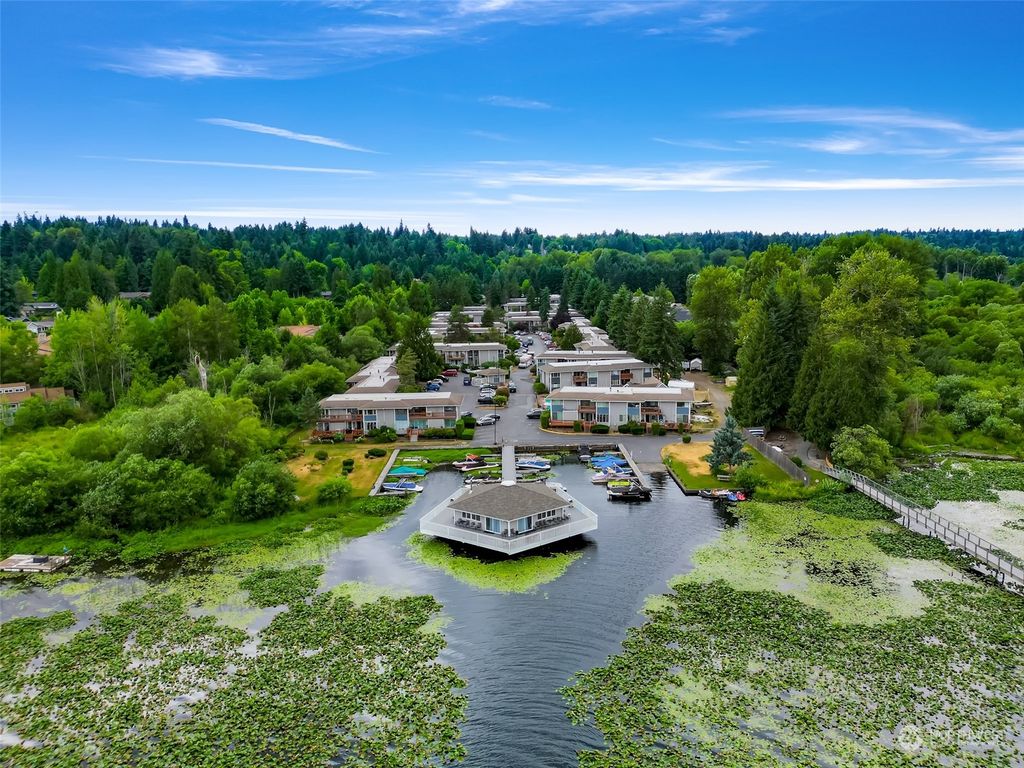 Photo of 17204 NE 45th Street #62, Redmond, WA 98052 (MLS # 2136944)