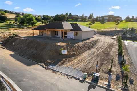Photo of 3777 Lucy Lane, Wenatchee, WA 98801 (MLS # 2408363) Photo of 3777 Lucy Lane, Wenatchee, WA 98801 (MLS # 2408363)