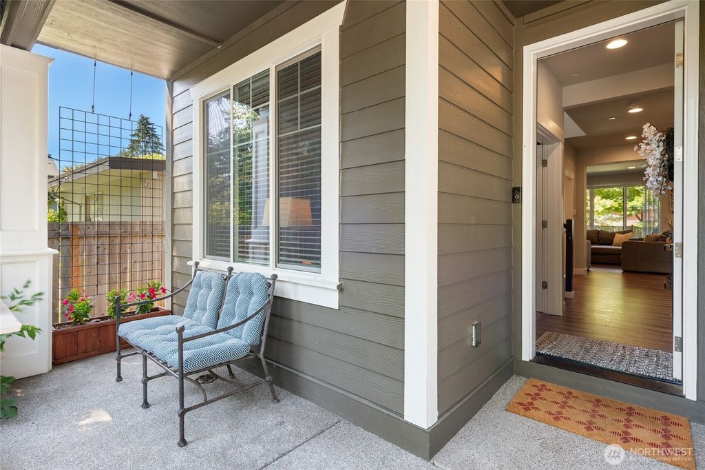 Photo of 21812 SE 270th Street, Maple Valley, WA 98038 (MLS # 2512339)