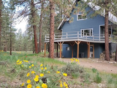 Photo of 5 Chase Road N, Winthrop, WA 98862 (MLS # 2313099)