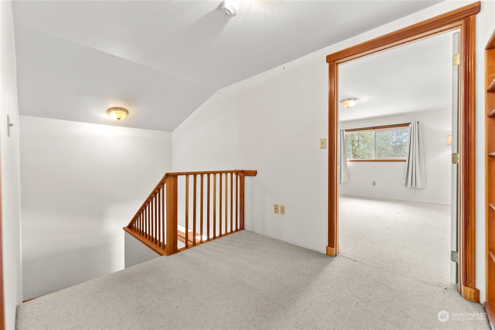 5 Chase Road N
