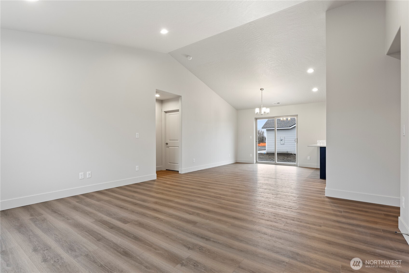202 Sandy Loop