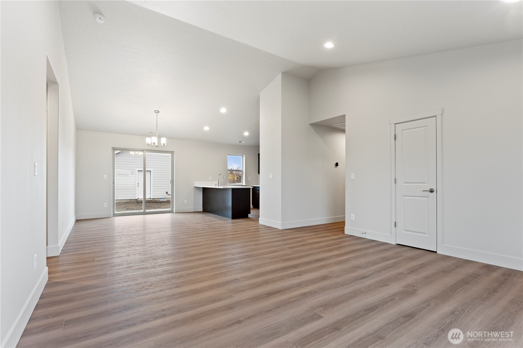 202 Sandy Loop