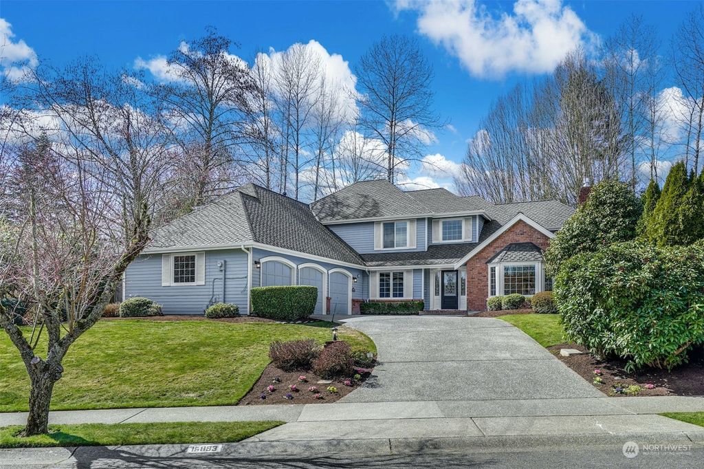 Photo of 16893 SE 47th Way, Bellevue, WA 98006 (MLS # 2050601)