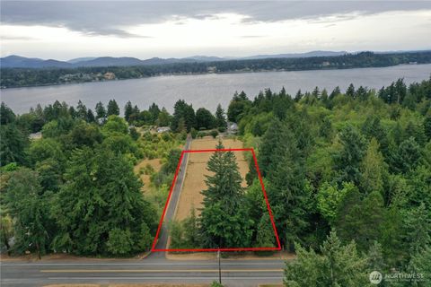 Photo of 3615 Boston Harbor Road NE, Olympia, WA 98506 (MLS # 2423115)
