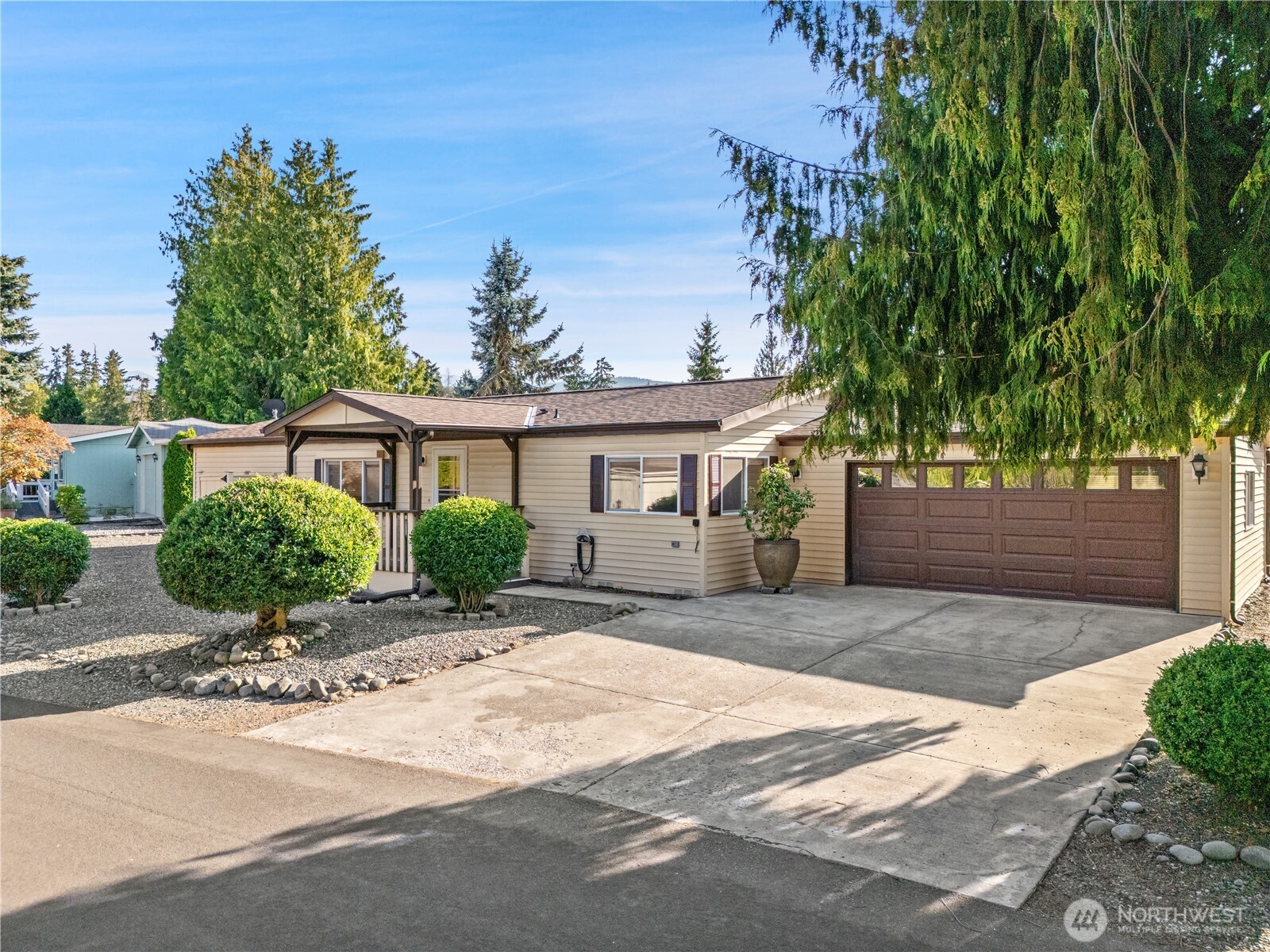410 Parkwood Boulevard