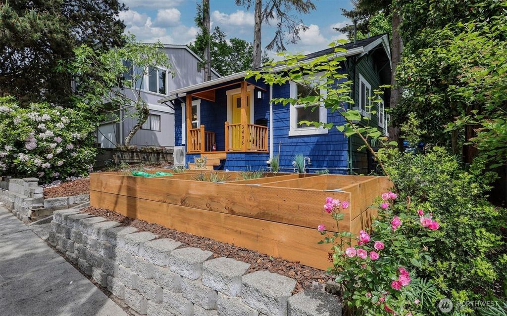 Photo of 3406 NE 62nd Street, Seattle, WA 98115 (MLS # 2348991)