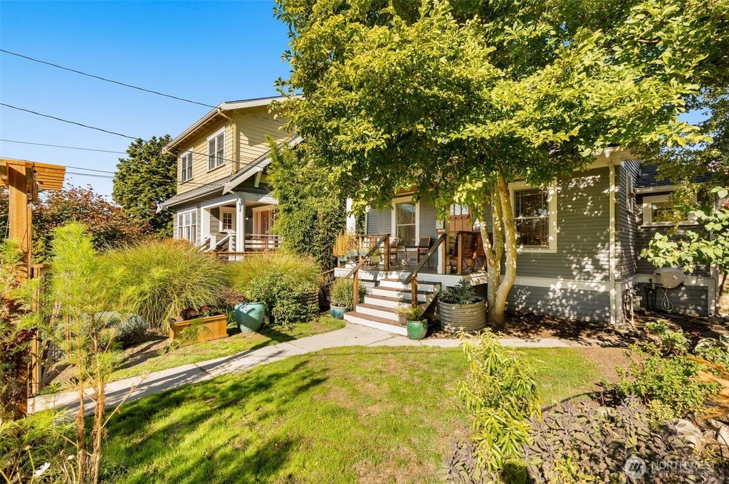 Photo of 130 NW 74th Street, Seattle, WA 98117 (MLS # 2589107)