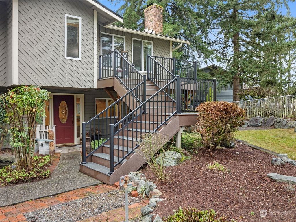 Photo of 2122 131st Avenue NE, Lake Stevens, WA 98258 (MLS # 2195457)