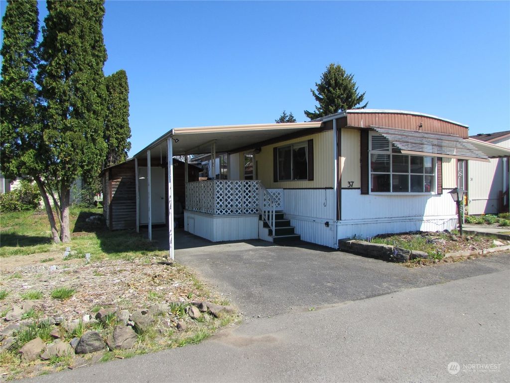 Photo of 16600 25th Avenue NE #37, Marysville, WA 98223 (MLS # 2069137)