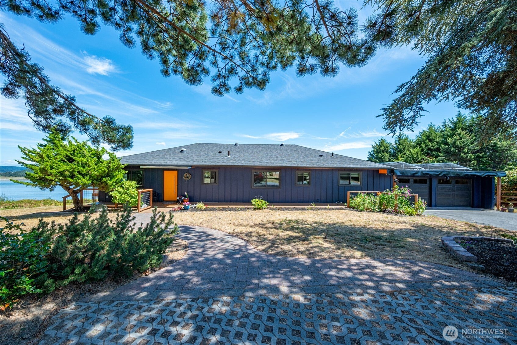 1526 Scenic Heights Road