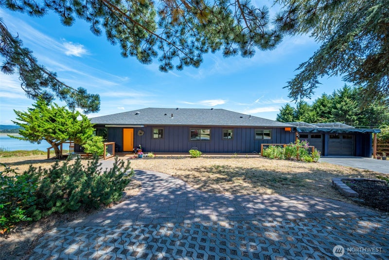 1526 Scenic Heights Road