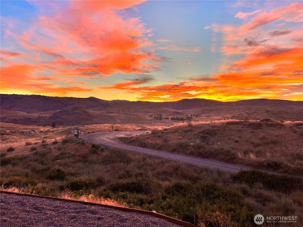 Photo of 420 Plata Road, Brewster, WA 98812 (MLS # 2525495)