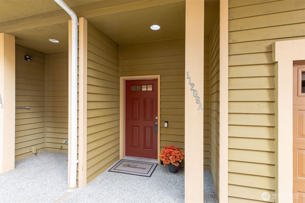 Photo of 11209 Greenwood Avenue N #A, Seattle, WA 98133 (MLS # 2428088)