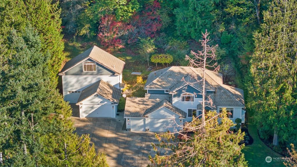Photo of 20728 SE 119th Street, Issaquah, WA 98027 (MLS # 2169811)