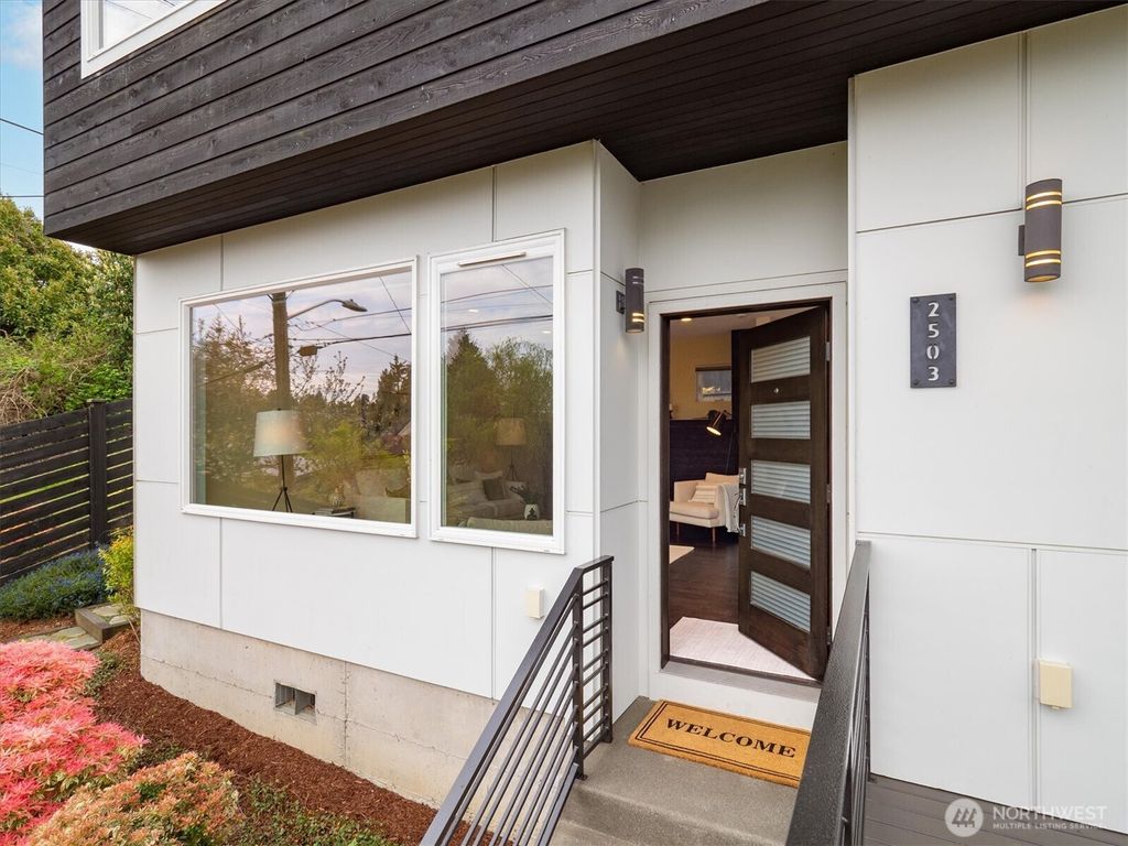 Photo of 2503 NW 91st Street, Seattle, WA 98117 (MLS # 2511585)