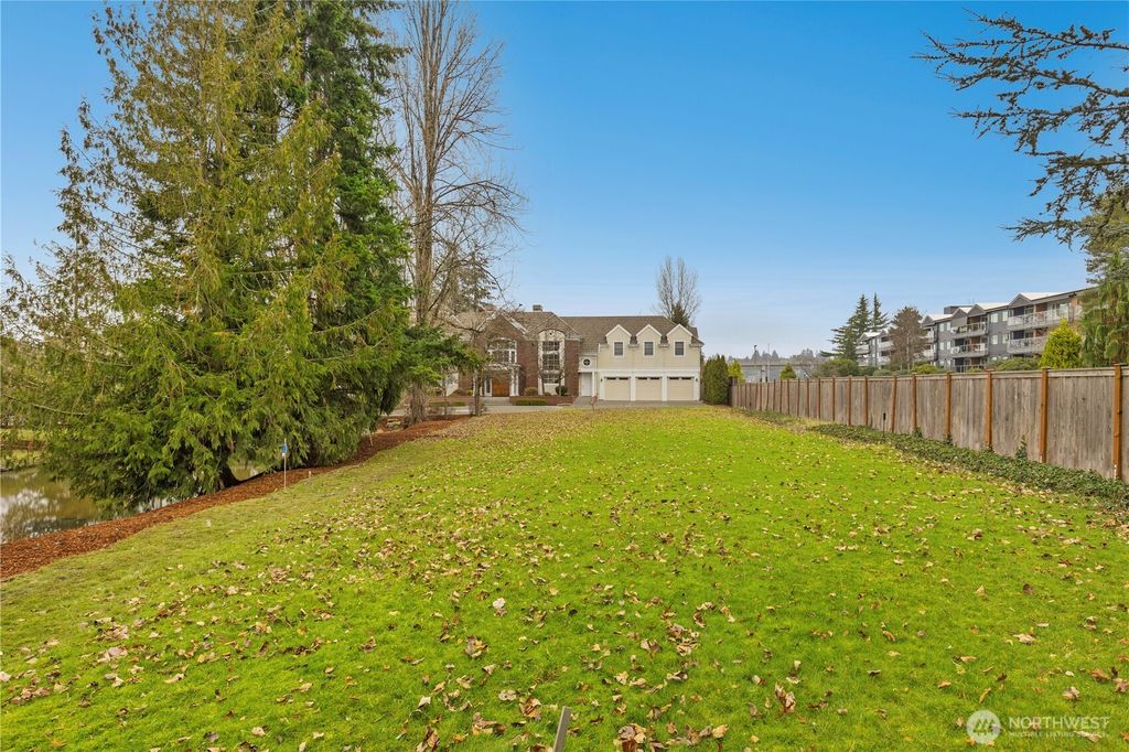 Photo of 2540 39th Avenue E #5, Seattle, WA 98112 (MLS # 2510960)