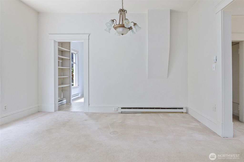 listing image 9364618031721126995