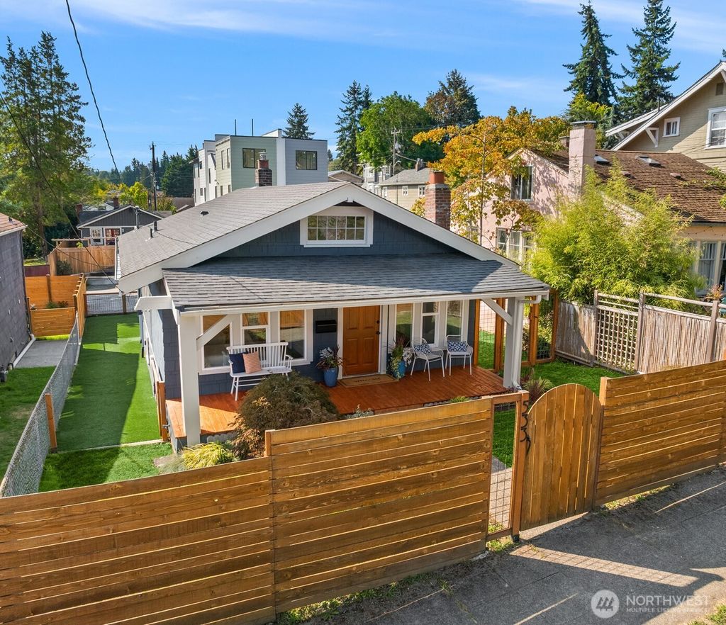 Photo of 533 N 73rd Street, Seattle, WA 98103 (MLS # 2431251)