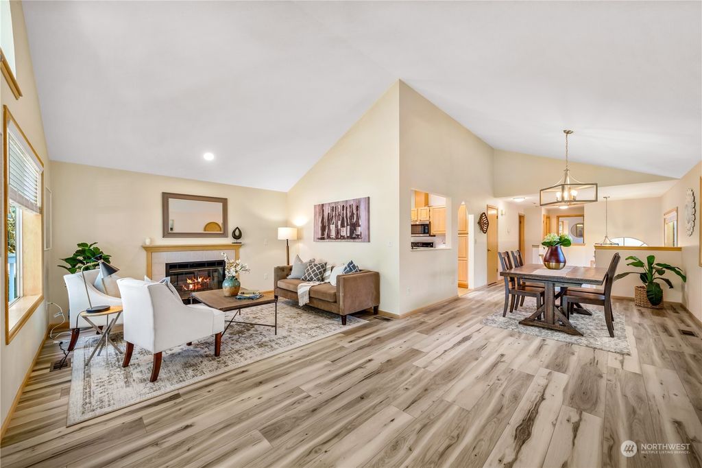 Photo of 5316 8th Avenue NE, Seattle, WA 98105 (MLS # 2136621)