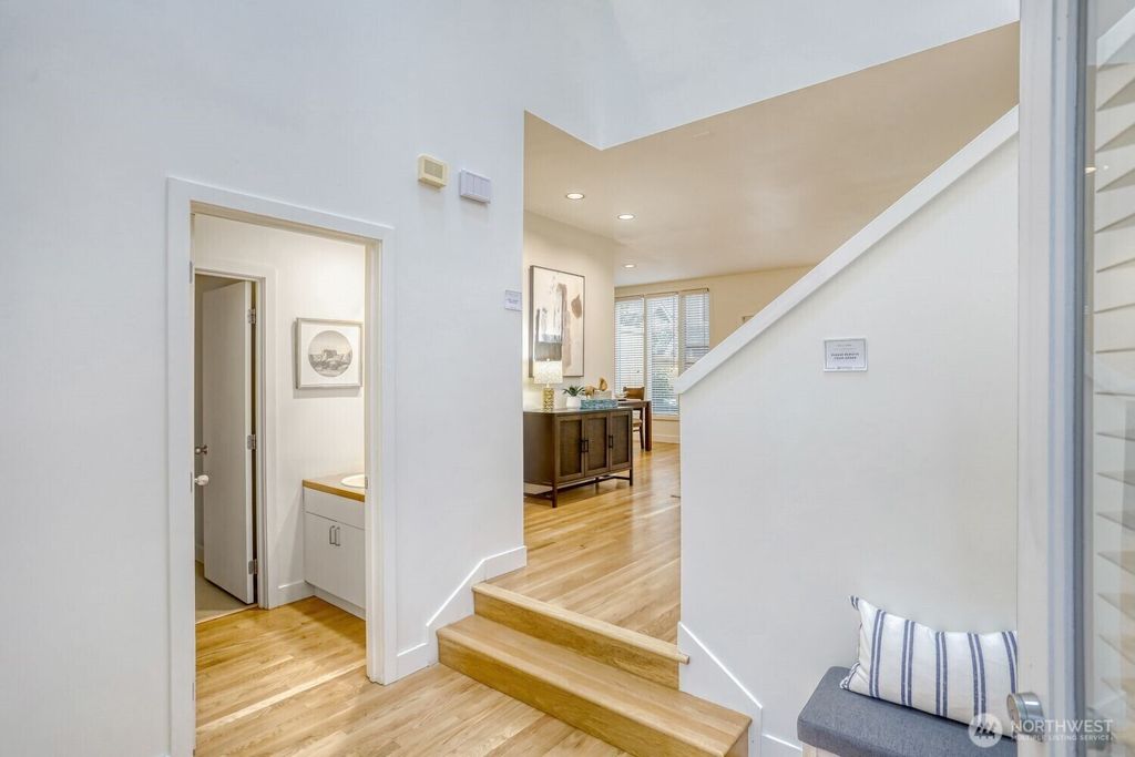 Photo of 608 Bellevue Way SE #F1, Bellevue, WA 98004 (MLS # 2467880)