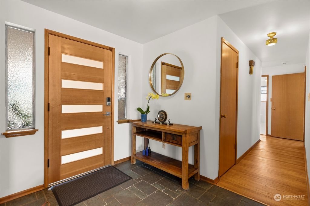 Photo of 5612 SW Spokane Street, Seattle, WA 98116 (MLS # 2299931)