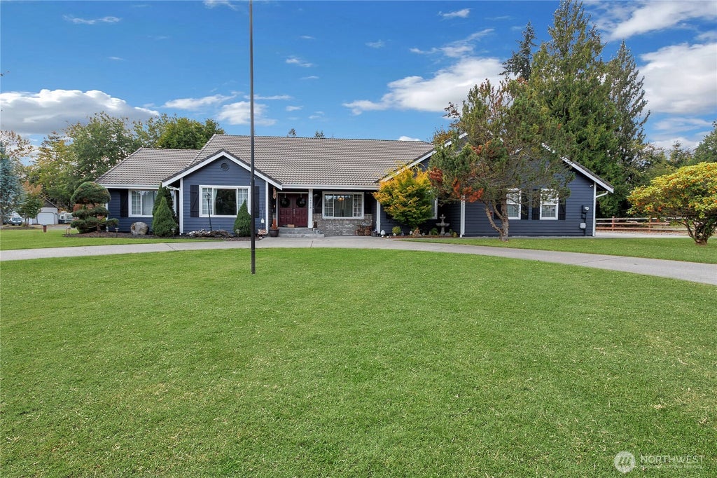 Photo of 34518 99th Avenue S, Roy, WA 98580 (MLS # 2587749)