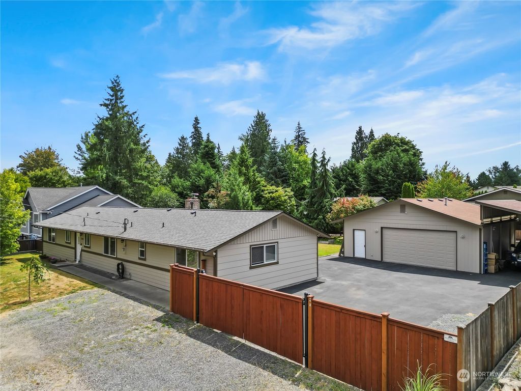 Photo of 423 Rhodora Heights Road #B, Lake Stevens, WA 98258 (MLS # 2140411)