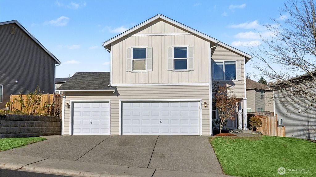 Photo of 21470 SE 299TH Way, Kent, WA 98042 (MLS # 2456576)