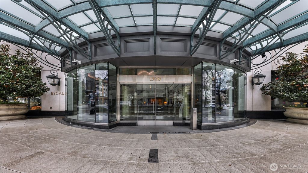 Photo of 1920 4th Avenue #2605, Seattle, WA 98101 (MLS # 2496120)