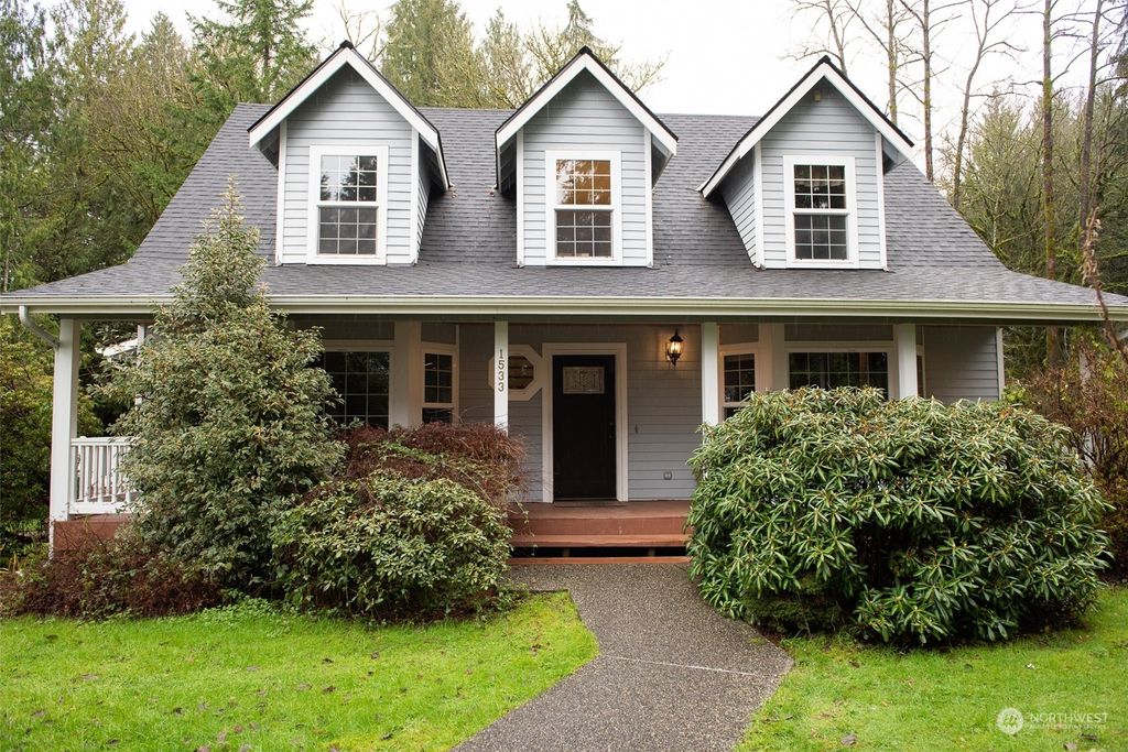 Photo of 1533 167th Avenue SE, Snohomish, WA 98290 (MLS # 2315491)
