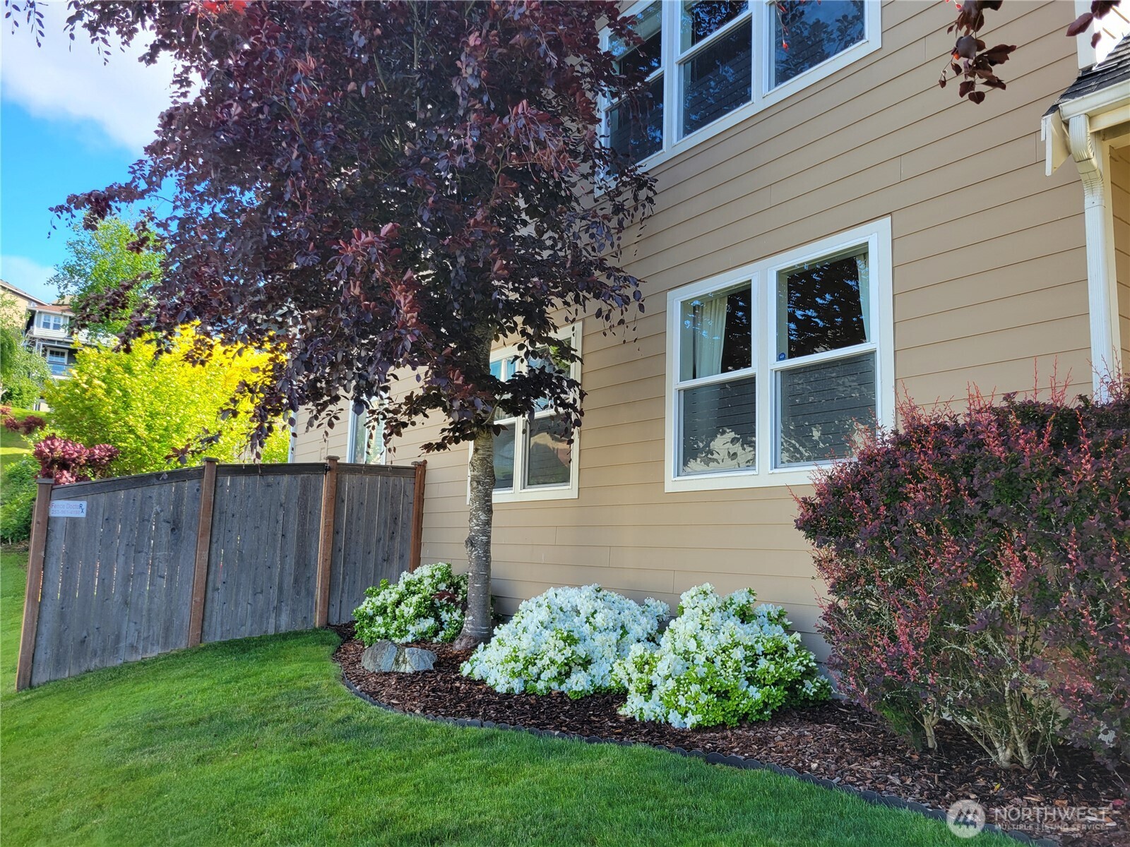 1713 Vista Loop SW