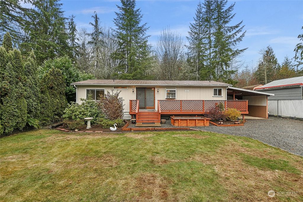 Photo of 20729 N Loop View Drive, Granite Falls, WA 98252 (MLS # 2021214)