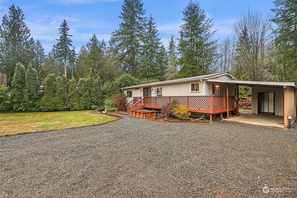 Photo of 20729 N Loop View Drive, Granite Falls, WA 98252 (MLS # 2021214)