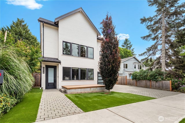 6538 11th Avenue NW 1 #1, Seattle