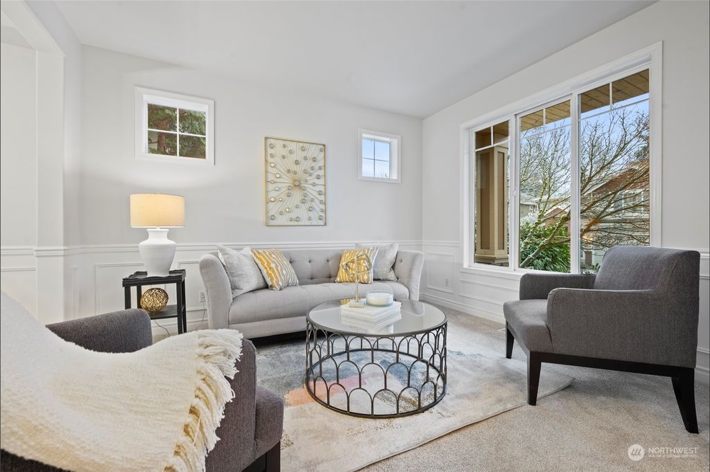 Photo of 8916 NE 148th Place, Kenmore, WA 98028 (MLS # 2191657)