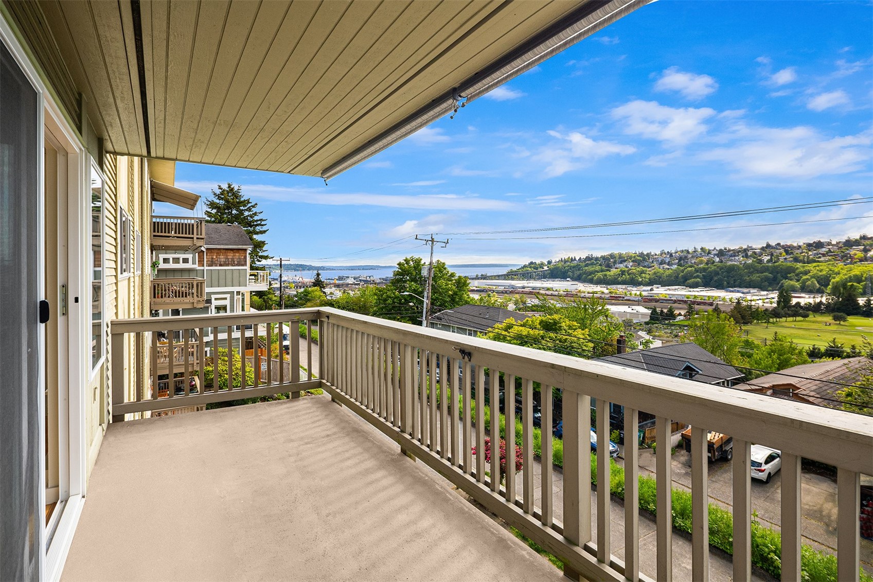 2552 14th Avenue W 301