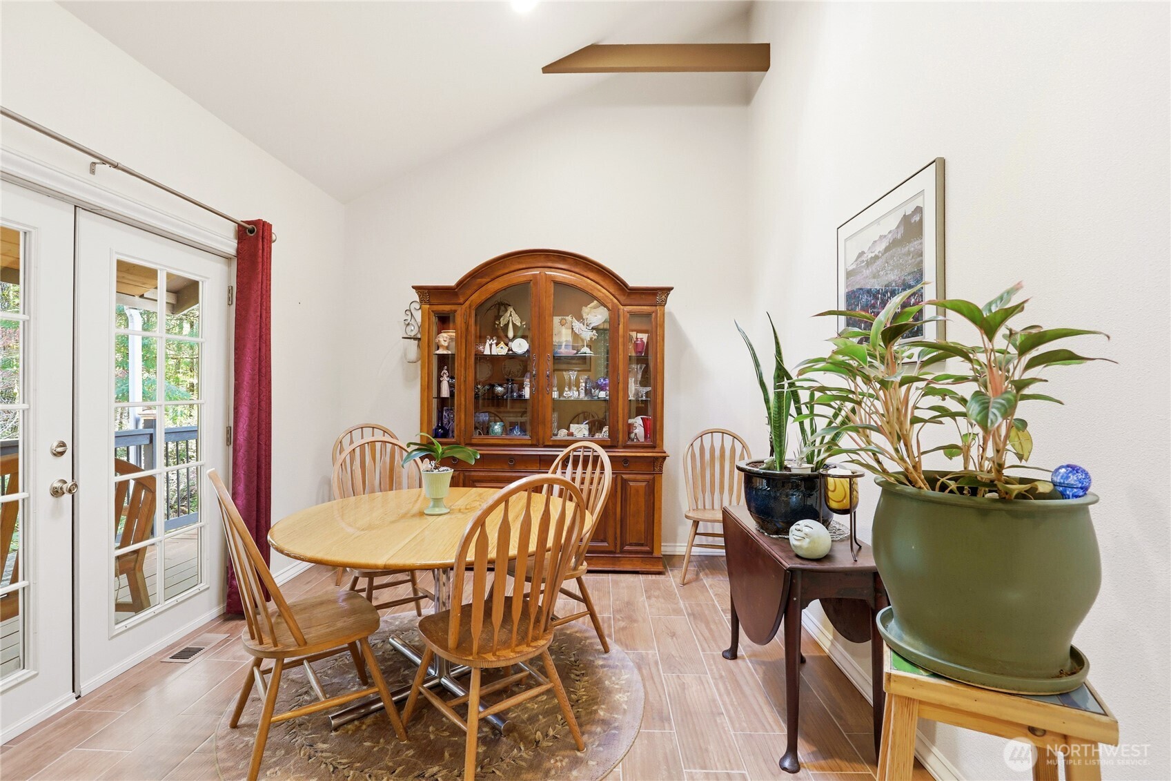 21 E Michelle Court