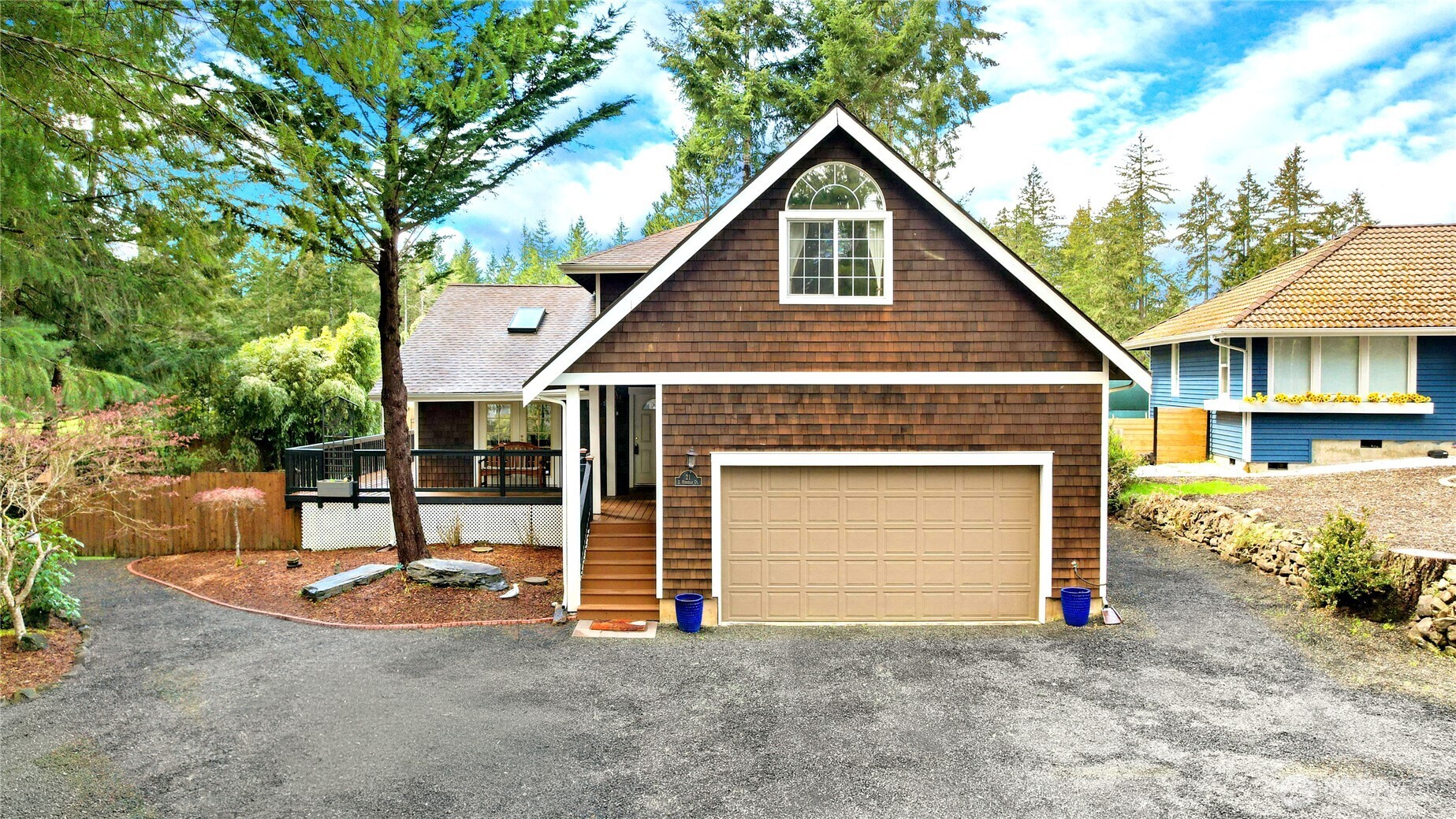 21 E Michelle Court