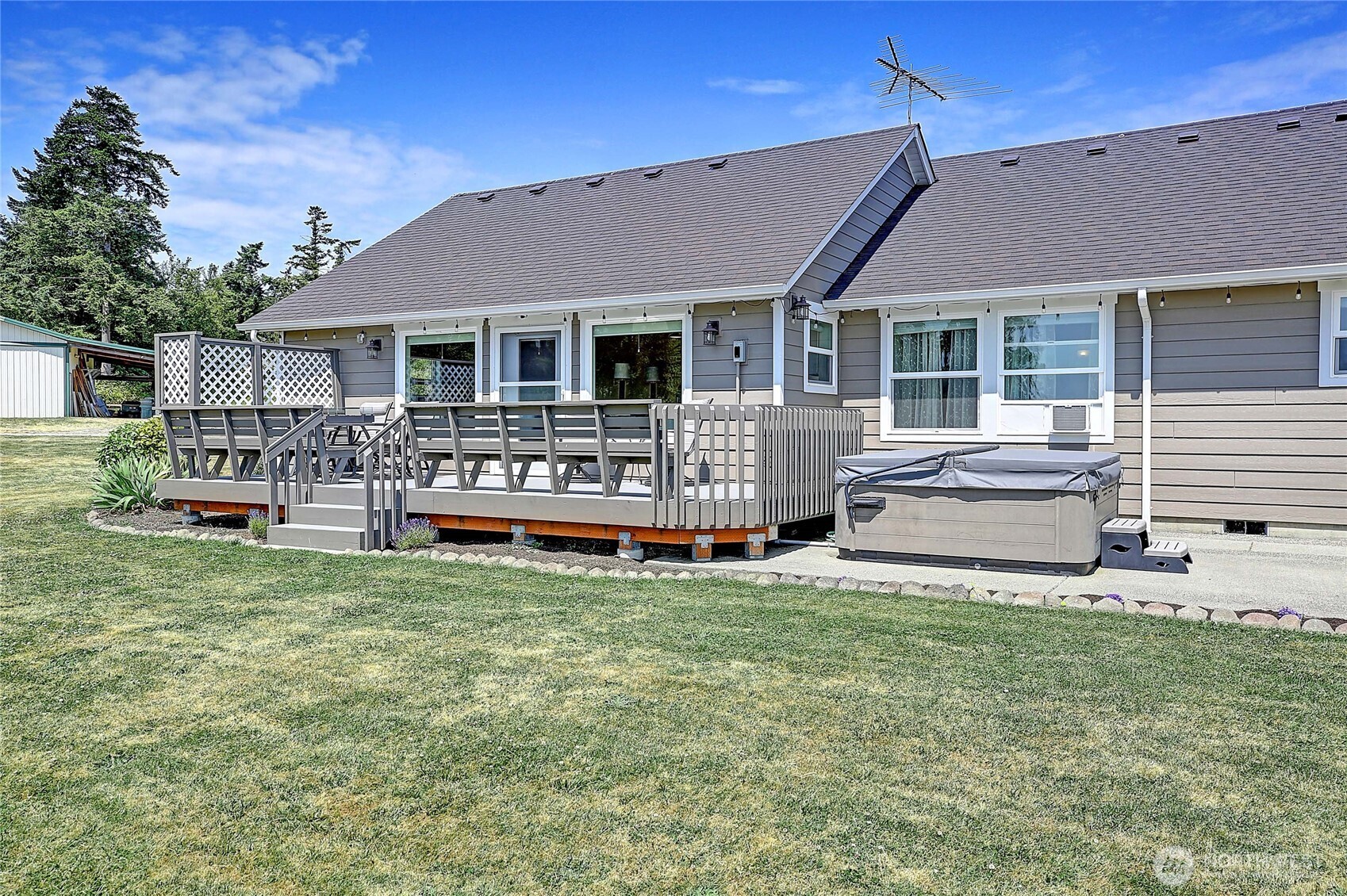 1010 Mallard Lane