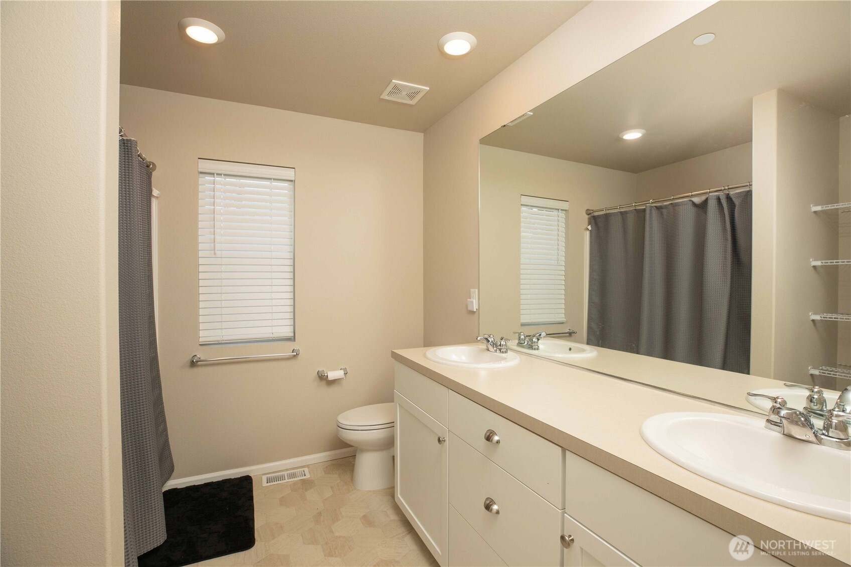 1041 Timberline Avenue