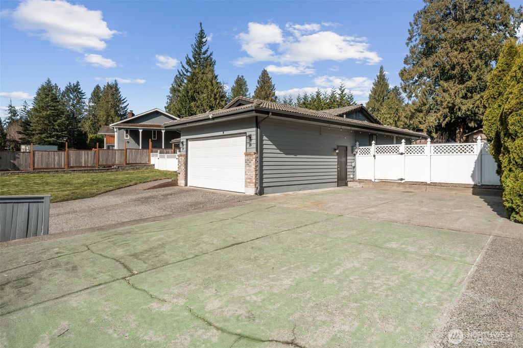 Photo of 2224 114th Avenue NE, Lake Stevens, WA 98258 (MLS # 2496085)
