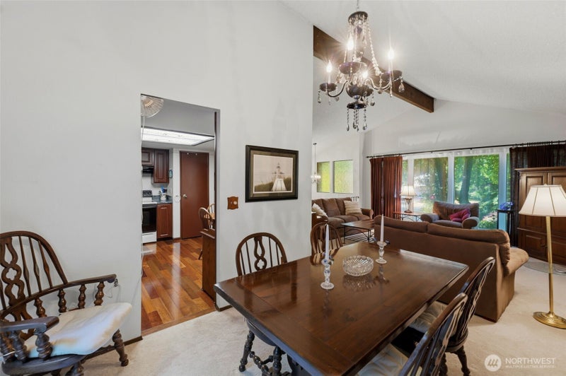 3325 Summer Place