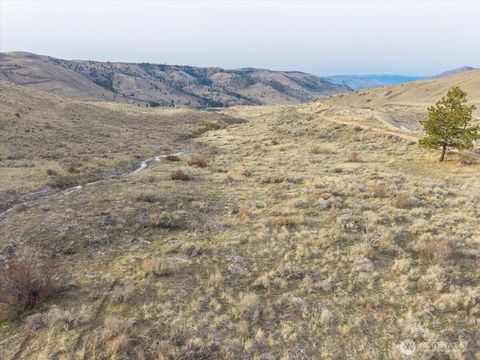 Photo of 0 Parcel B - 13 Honeygold Drive, Orondo, WA 98843 (MLS # 2495570)