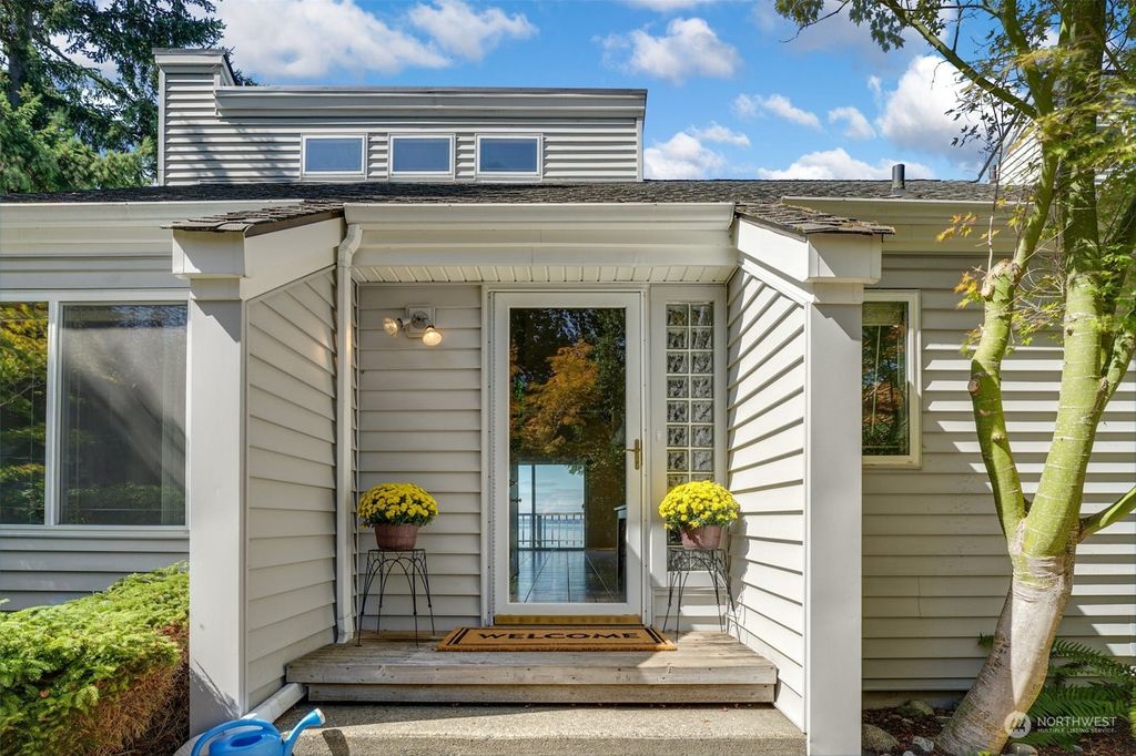 Photo of 5017 SW 310 Street, Federal Way, WA 98023 (MLS # 2157564)